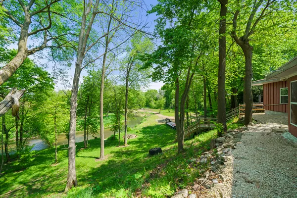 $495,000 | 4444 Wesley Freebairn Road, Earlville, IL 60518