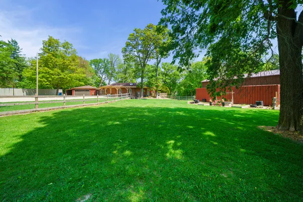 $495,000 | 4444 Wesley Freebairn Road, Earlville, IL 60518