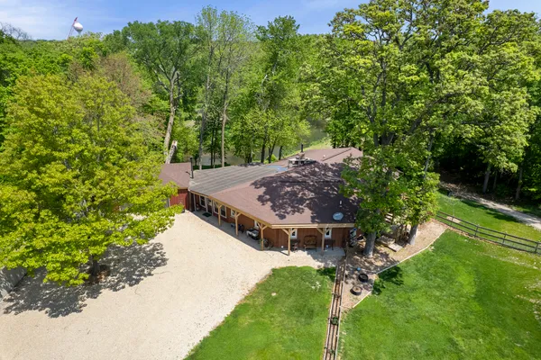 $495,000 | 4444 Wesley Freebairn Road, Earlville, IL 60518