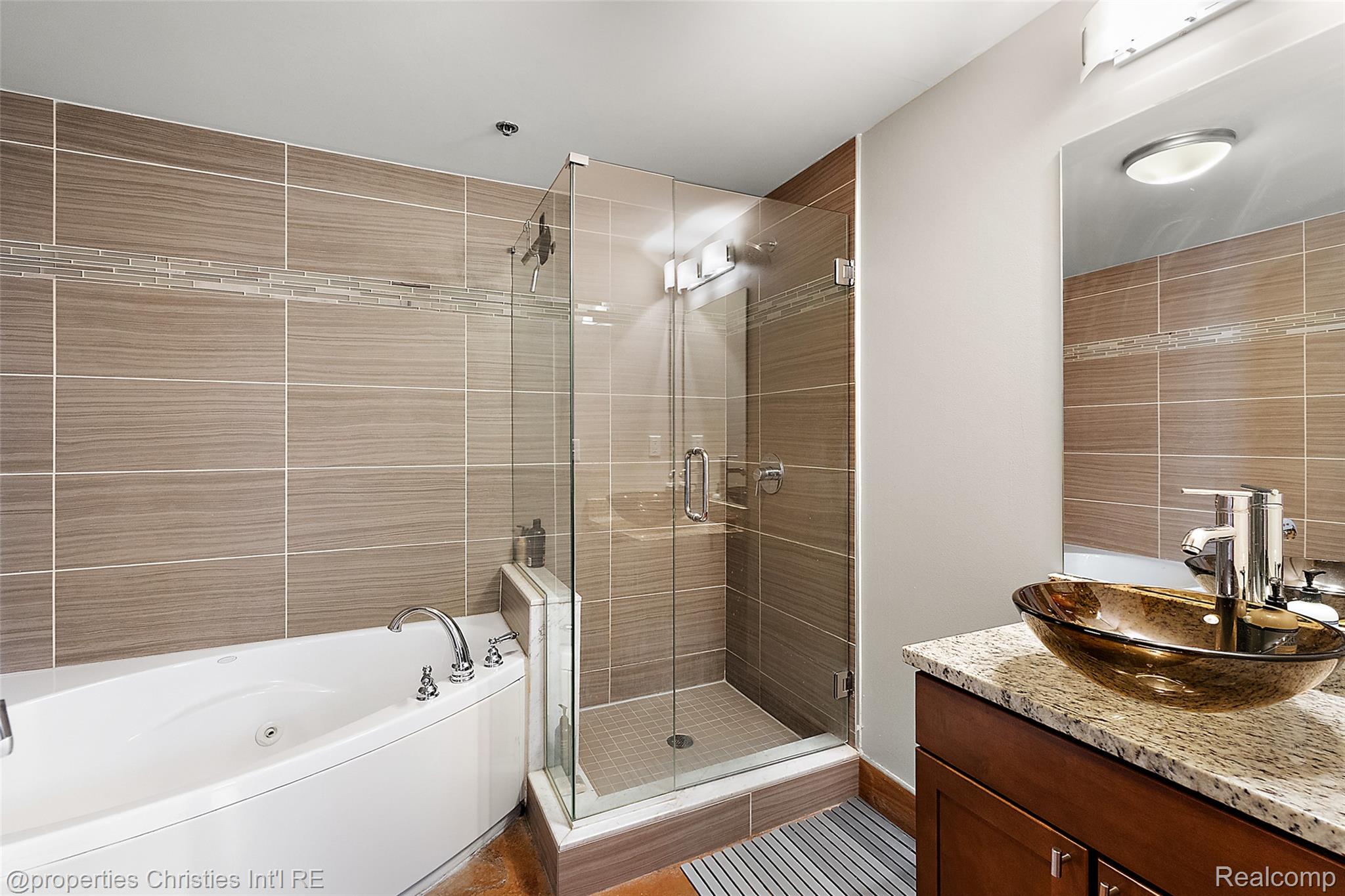 2915 John R Street, Unit 710 Detroit, MI 48201 - Photo 13 of 35 2915 John R Unit 710-13.jpg
