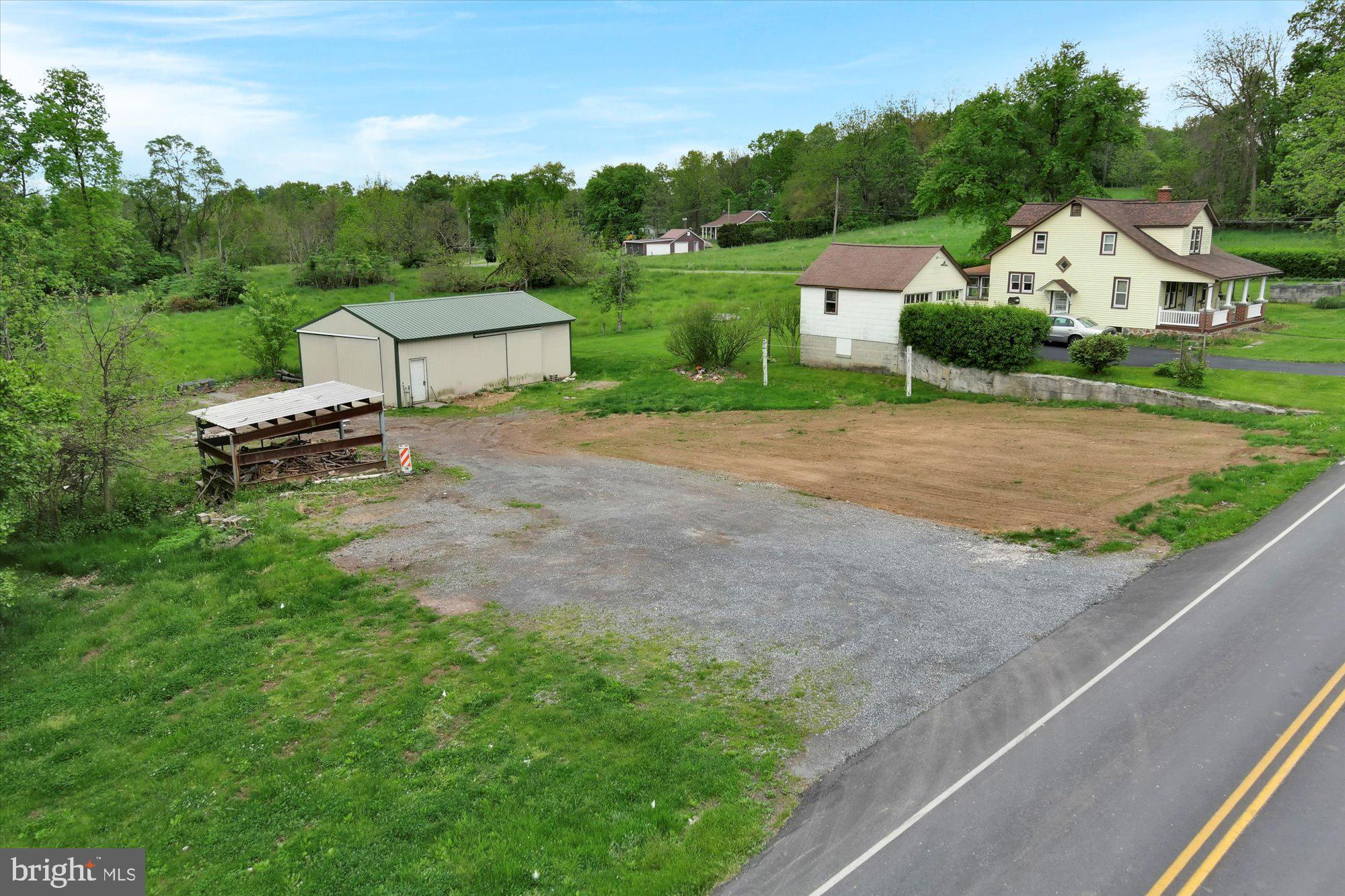 1180 Turnpike Road Elizabethtown, PA 17022 - Photo 2 of 6 Gallery Image 2