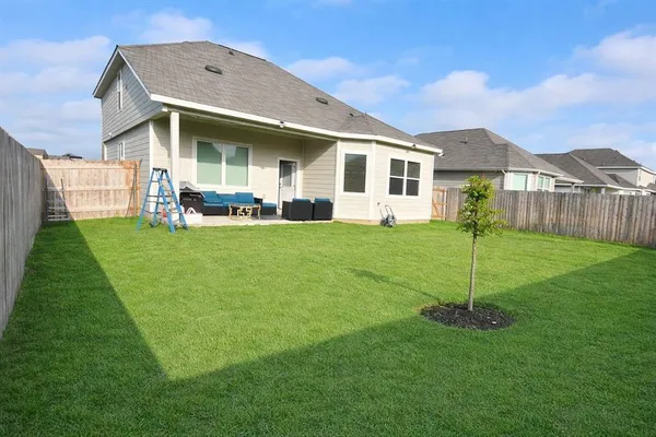 $2,700 | 9824 Dynamic Drive, Fort Worth, TX 76131