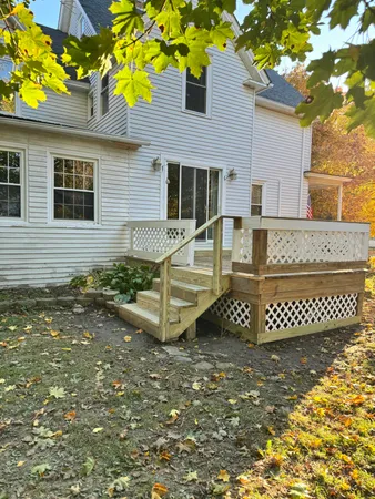 $209,000 | 8 Grove Street, Newport, ME 04953
