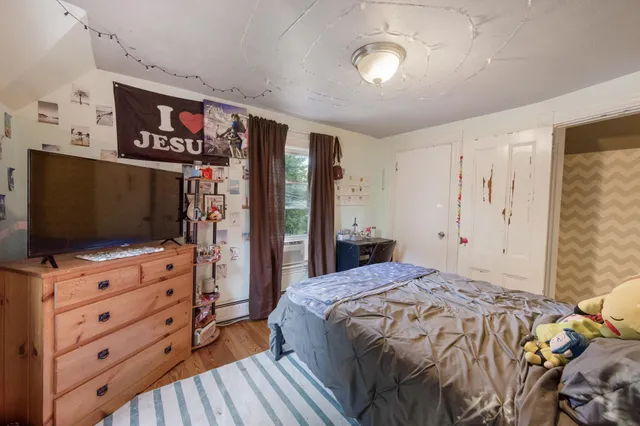 $239,900 | 8 Grove Street, Newport, ME 04953