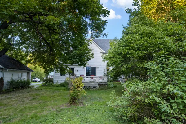 $209,000 | 8 Grove Street, Newport, ME 04953