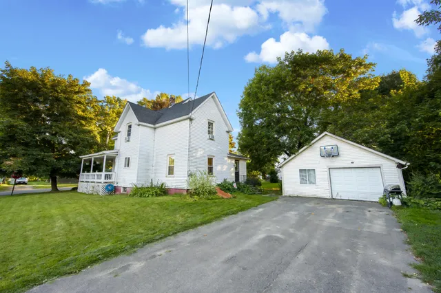 $239,900 | 8 Grove Street, Newport, ME 04953