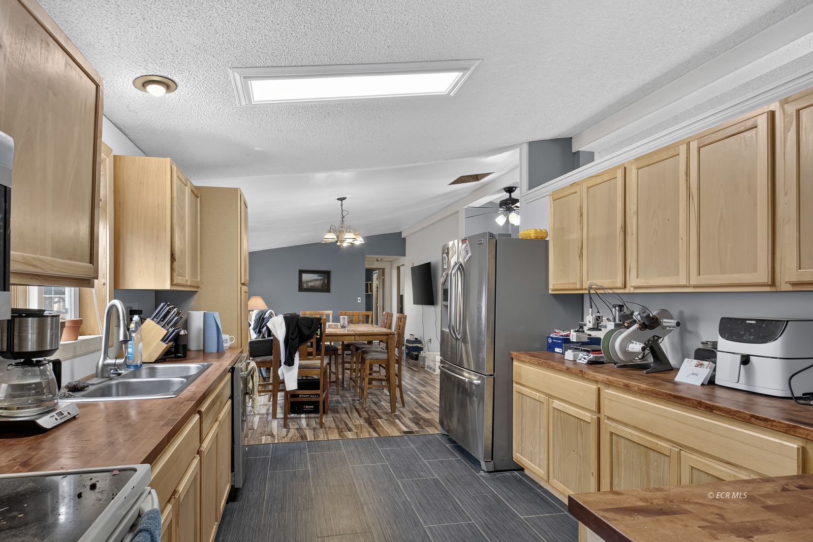 138 Springfield Parkway Spring Creek, NV 89815 - Photo 10 of 27