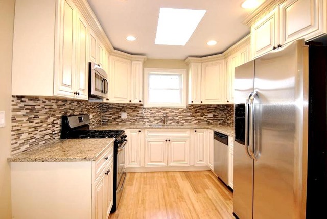 246 East Schick Road Bloomingdale, IL 60108 - Photo 7 of 25