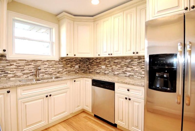 246 East Schick Road Bloomingdale, IL 60108 - Photo 10 of 25