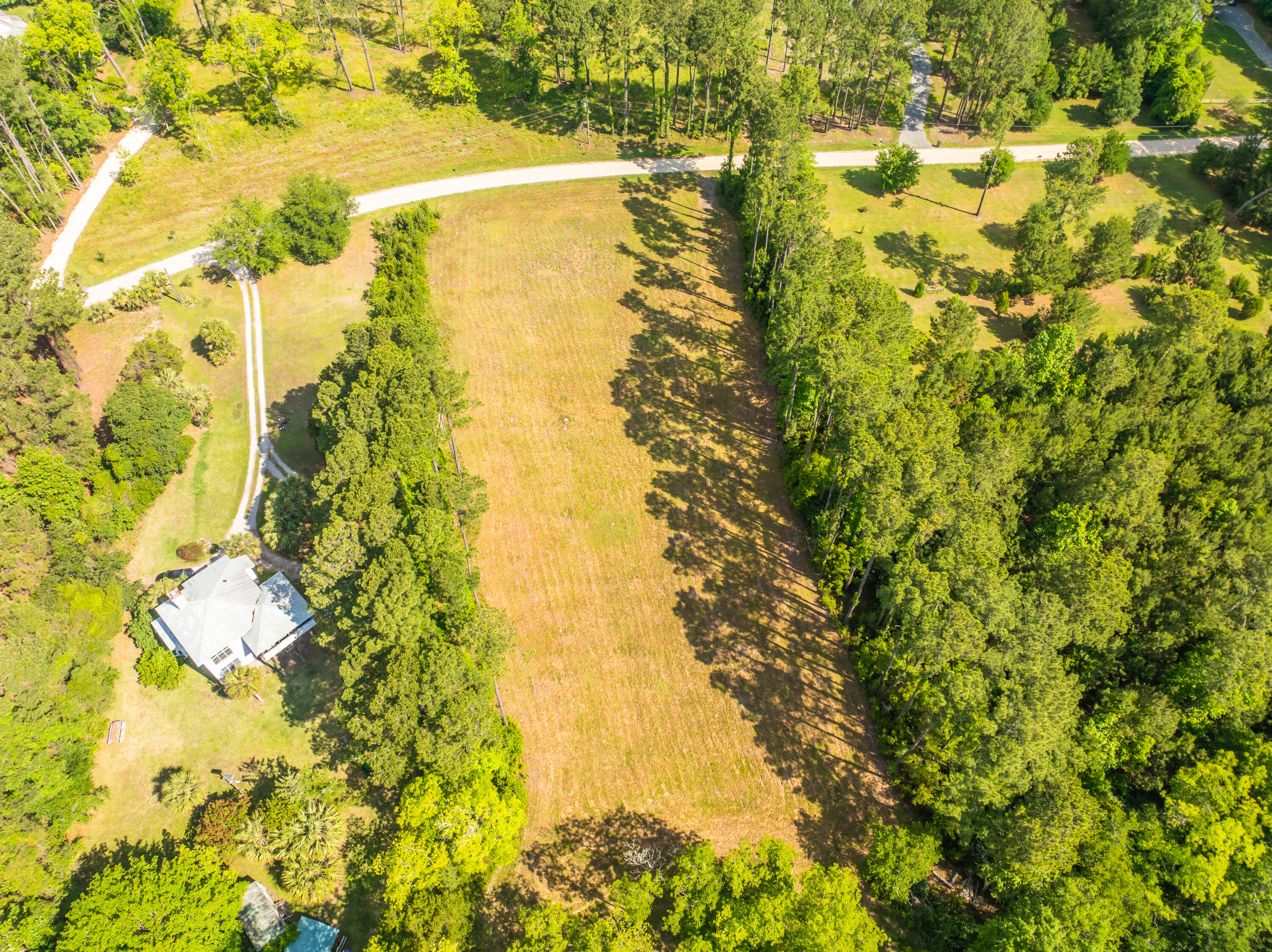 317 McClellan Avenue McClellanville, SC 29458 - Photo 13 of 18 317McClellanAve-KeenEyeMarketing-029