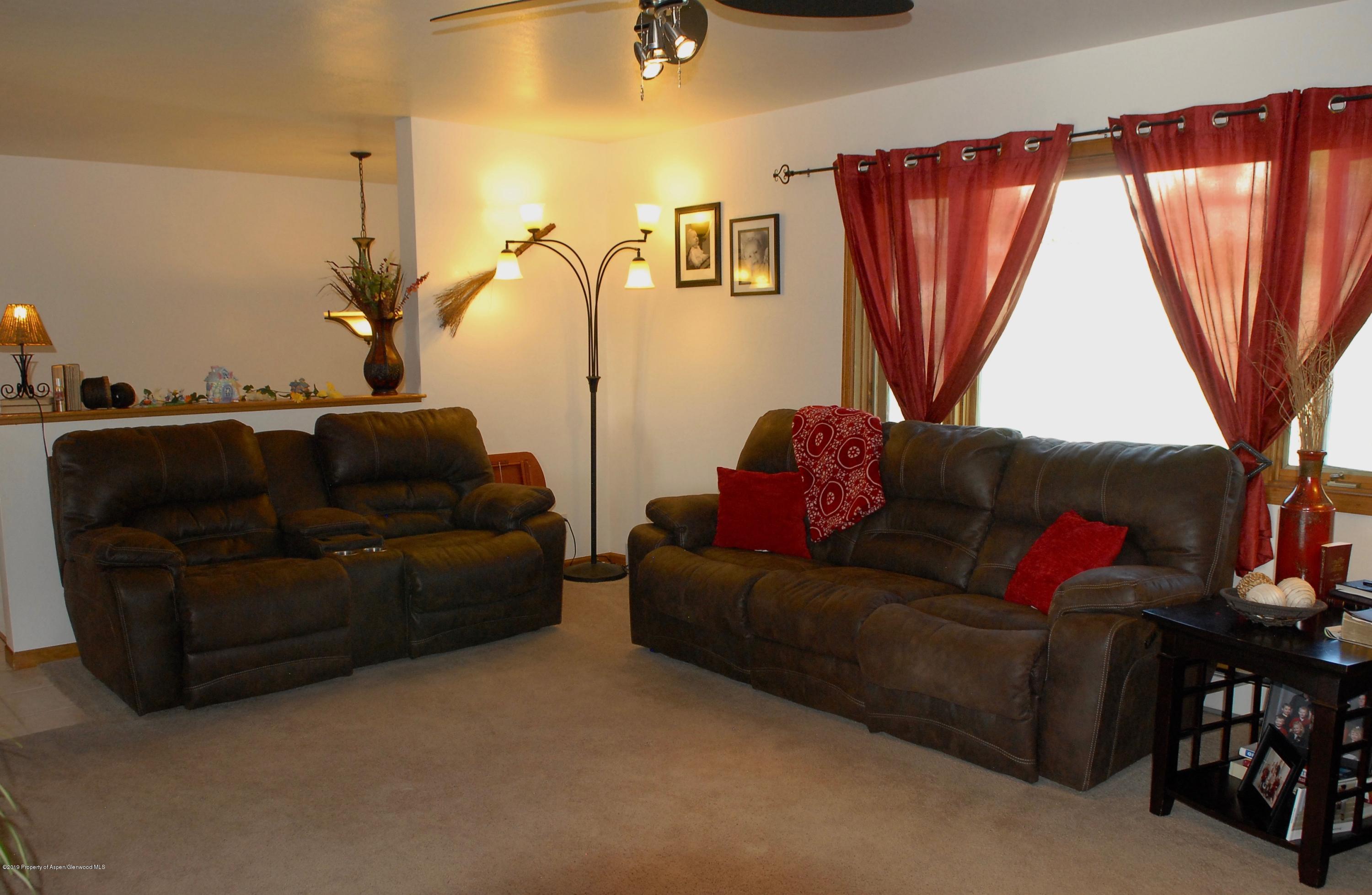 1389 Ridge Road Meeker, CO 81641 - Photo 10 of 32 DSC_0039