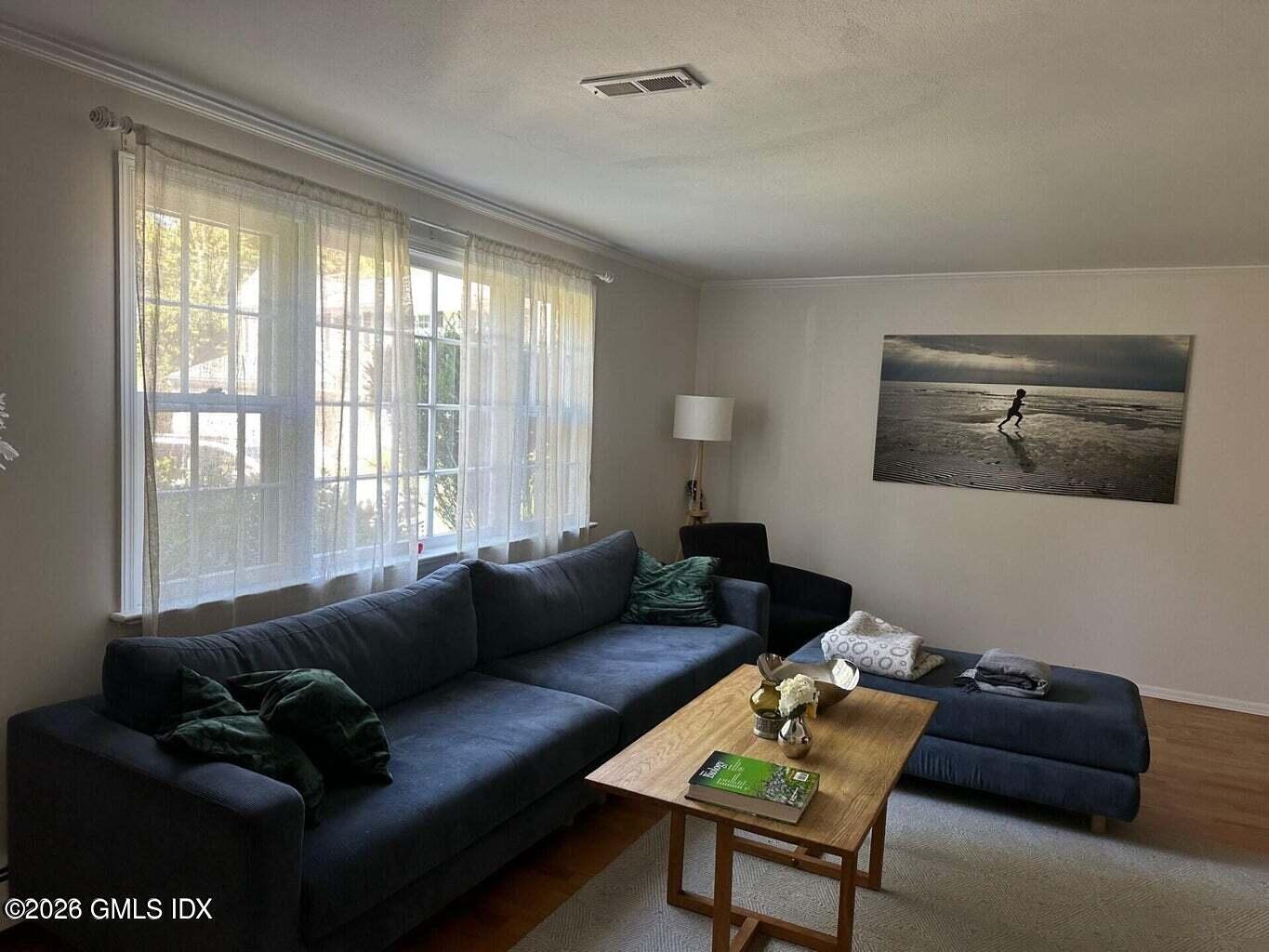 26 Revere Road Riverside, CT 06878 - Photo 4 of 28 20230923154127556375000000-o