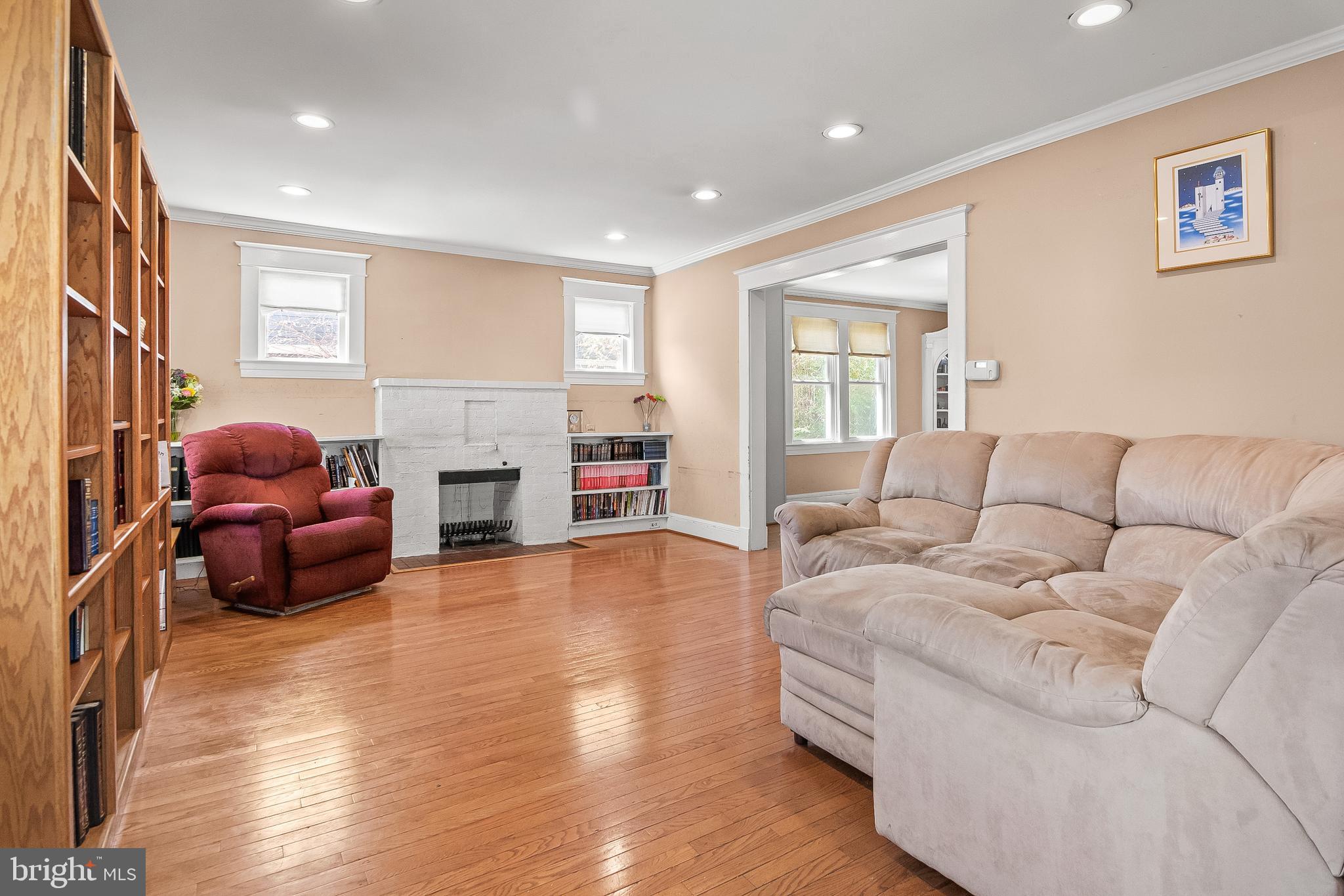 3216 Marnat Road Baltimore, MD 21208 - Photo 3 of 15