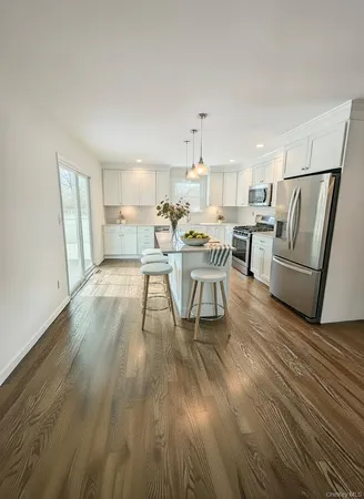 $869,000 | 384 Scudder Avenue, Unit LOT 1, Copiague, NY 11726