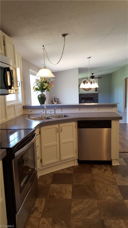3095 Providence Church Road Climax, NC 27233 - Photo 2 of 10 Gallery Image 2