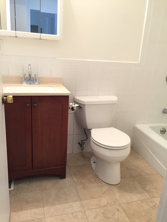 166 Lake Shore Road, Unit 1 Boston, MA 02135 - Photo 7 of 9