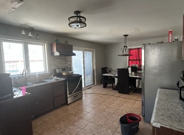 $270,000 | 145 Cambridge Street, Springfield, MA 01109