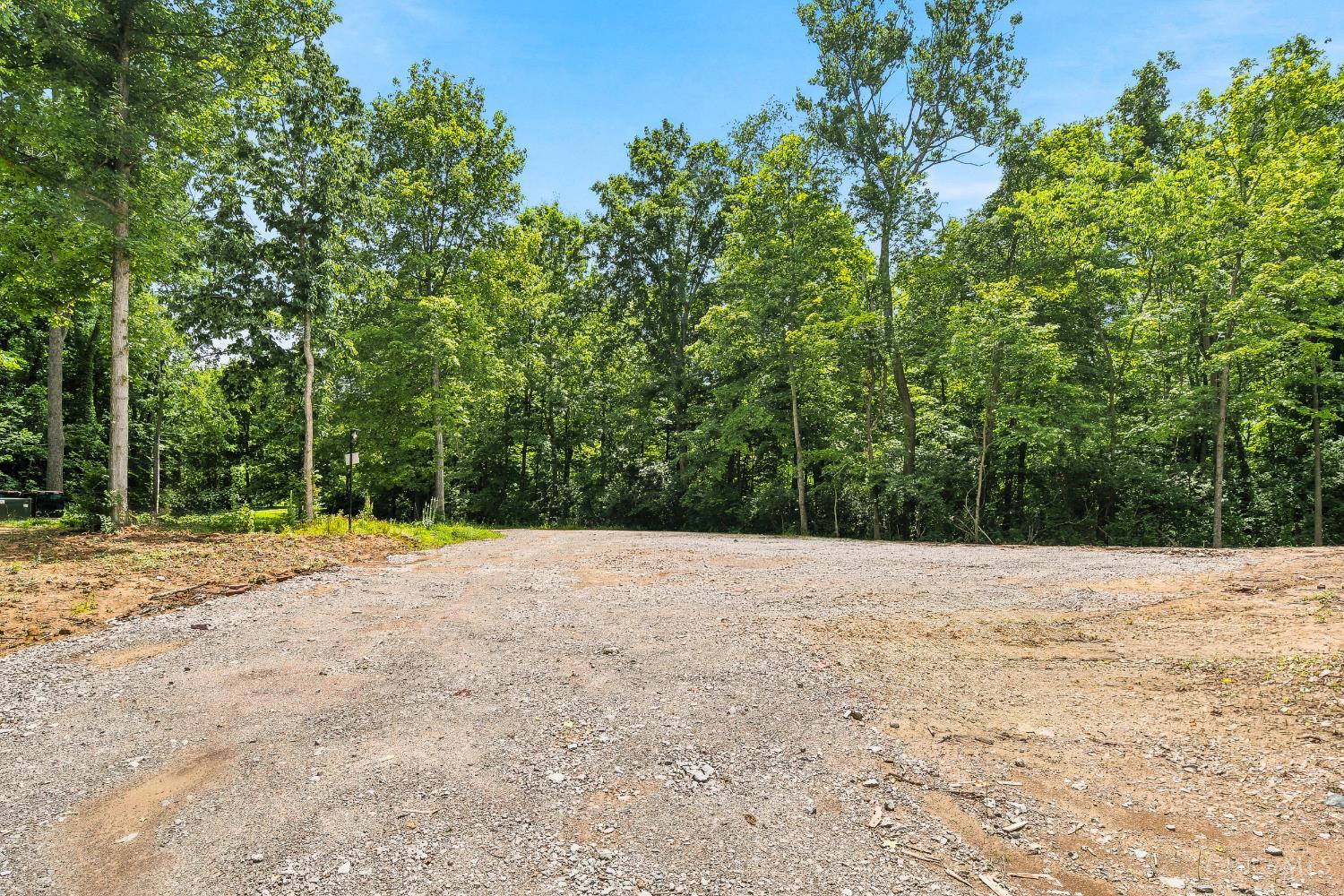 568 Locust Run Road Cincinnati, OH 45245 - Photo 18 of 65