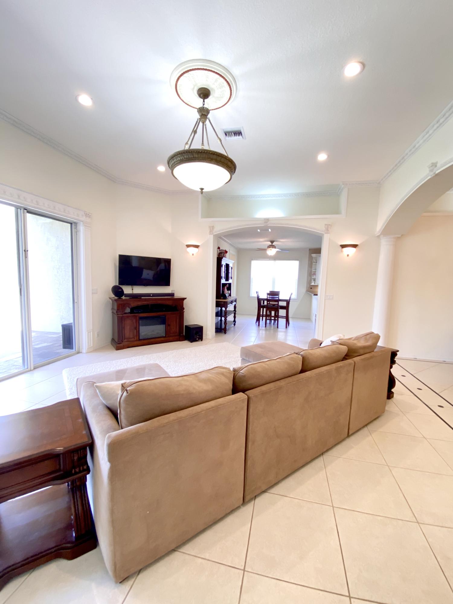 12355 Cascades Pointe Drive Boca Raton, FL 33428 - Photo 14 of 36 Family room