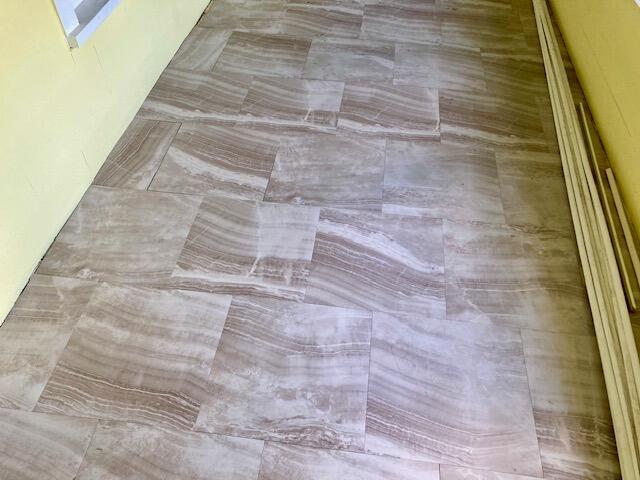 17 Nowling Drive DeFuniak Springs, FL 32433 - Photo 37 of 52 a view of entryway