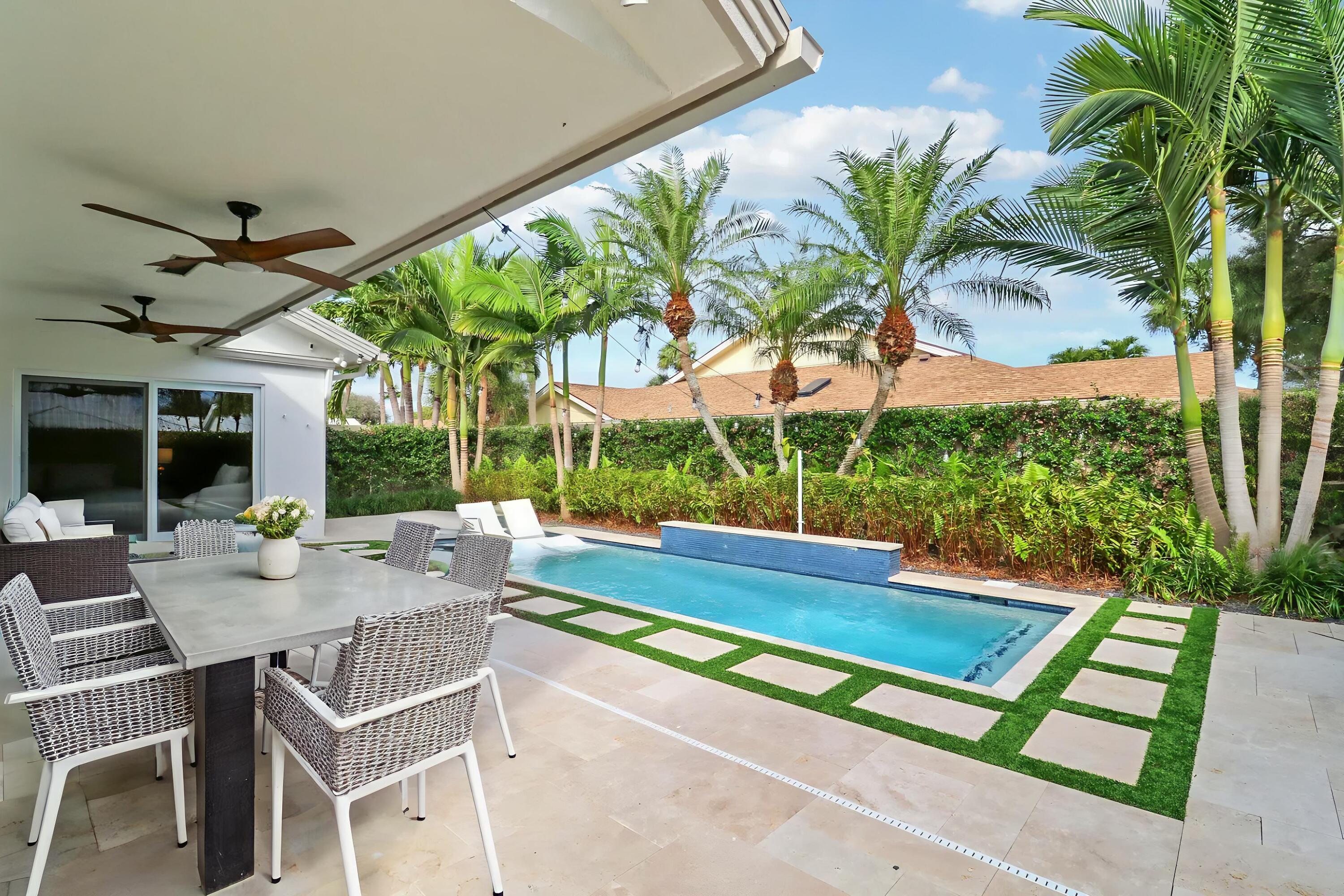 105 Ocean Pines Terrace Jupiter, FL 33477 - Photo 18 of 66 Patio/Pool