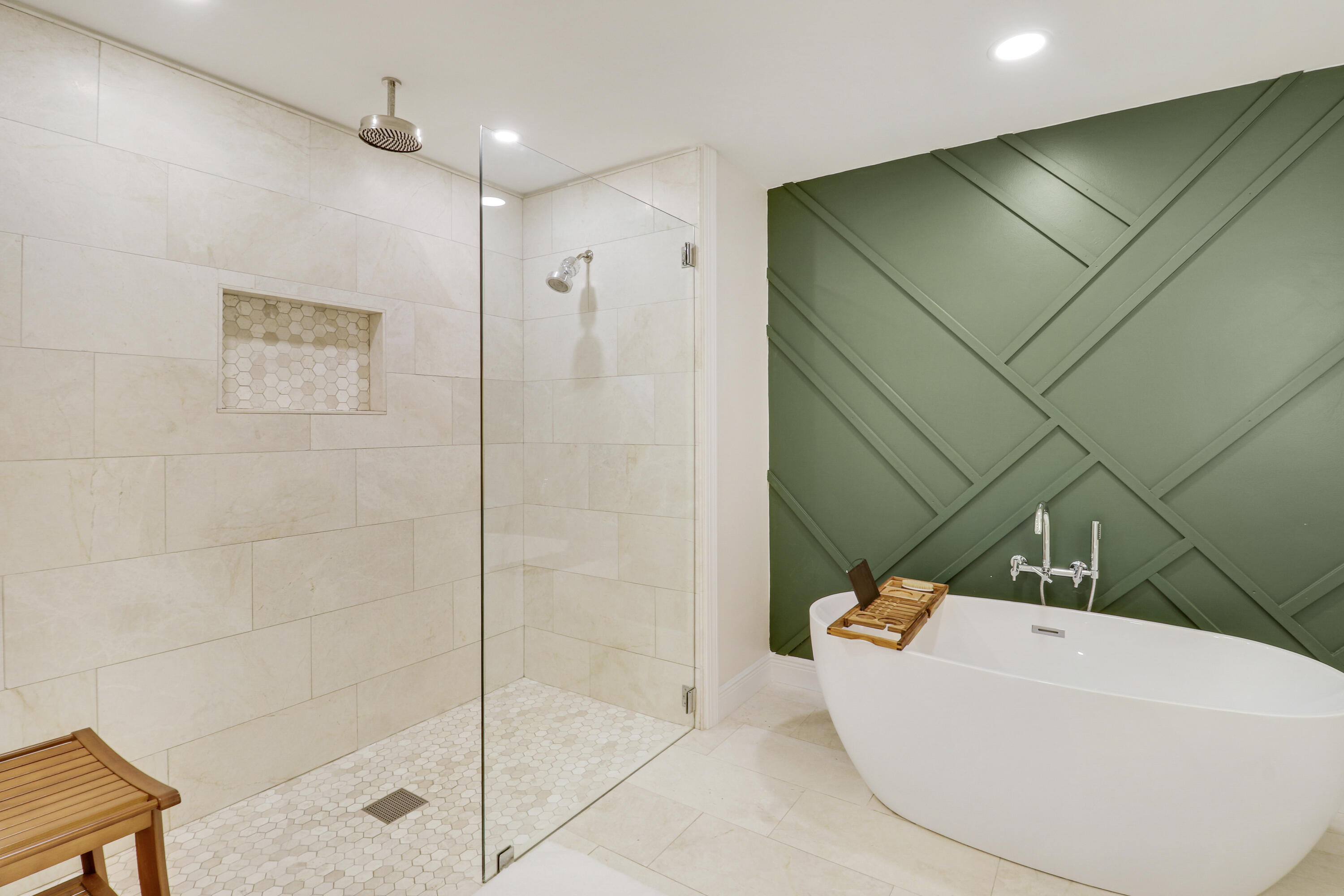 105 Ocean Pines Terrace Jupiter, FL 33477 - Photo 36 of 66 Primary