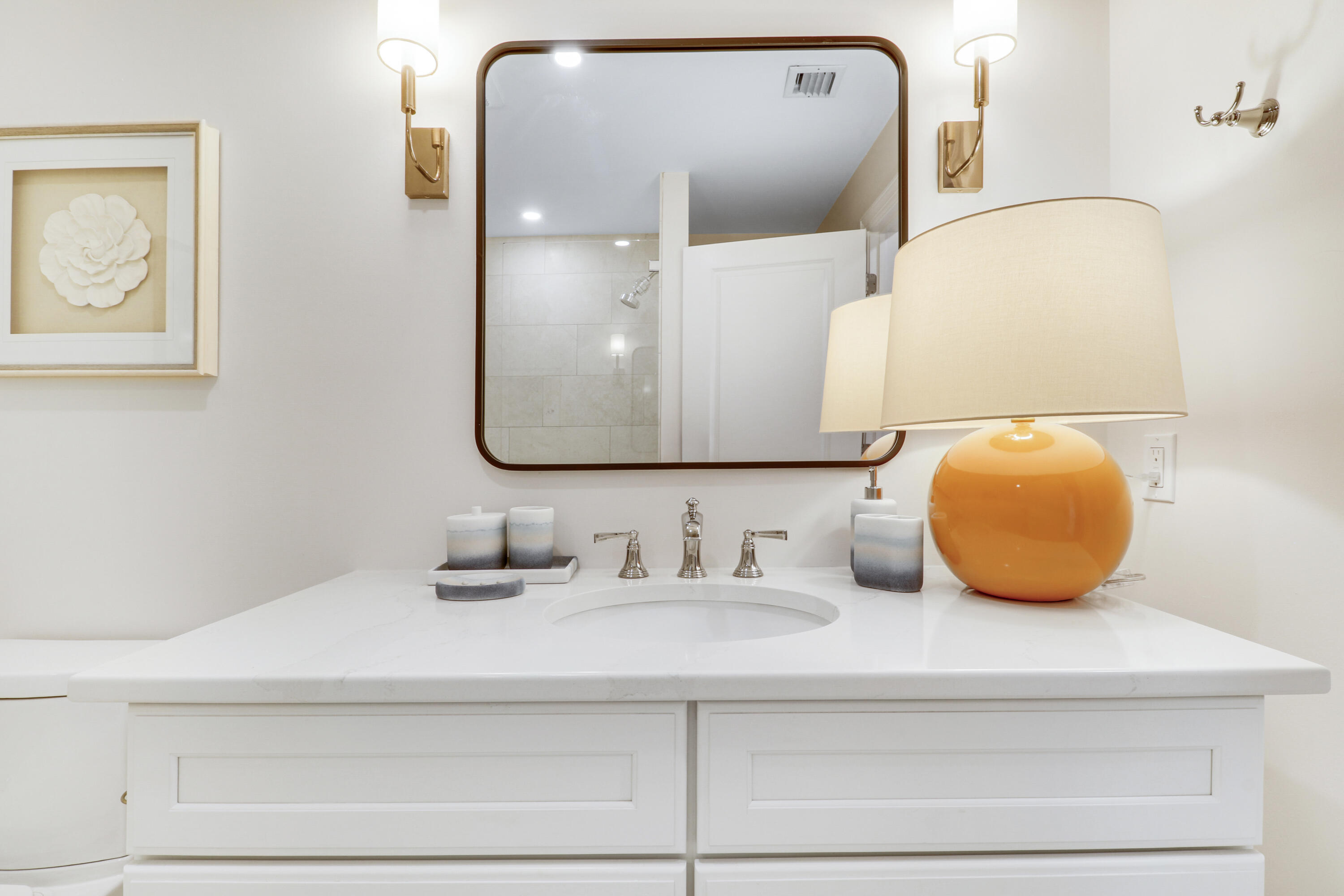 105 Ocean Pines Terrace Jupiter, FL 33477 - Photo 47 of 66 Guest Bath