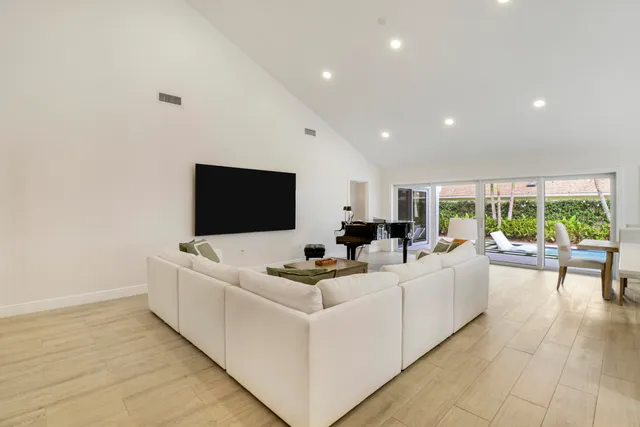 $1,550,000 | 105 Ocean Pines Terrace, Jupiter, FL 33477