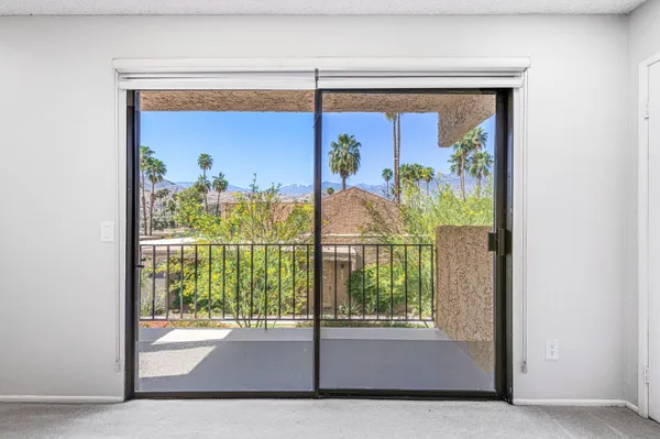$415,000 | 5834 Los Coyotes Drive, Palm Springs, CA 92264