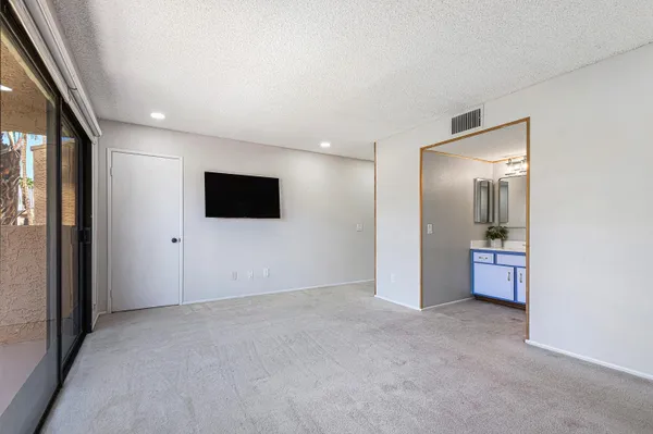 $415,000 | 5834 Los Coyotes Drive, Palm Springs, CA 92264