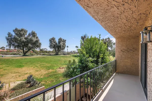$415,000 | 5834 Los Coyotes Drive, Palm Springs, CA 92264