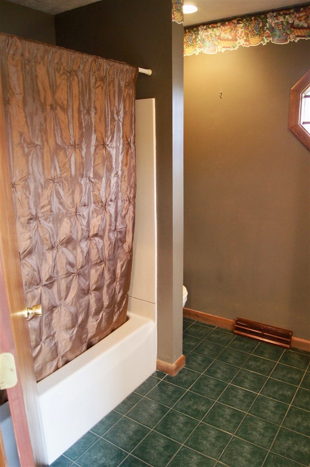 7305 West Snyder Road Warsaw, IN 46580 - Photo 14 of 20 Gallery Image 14