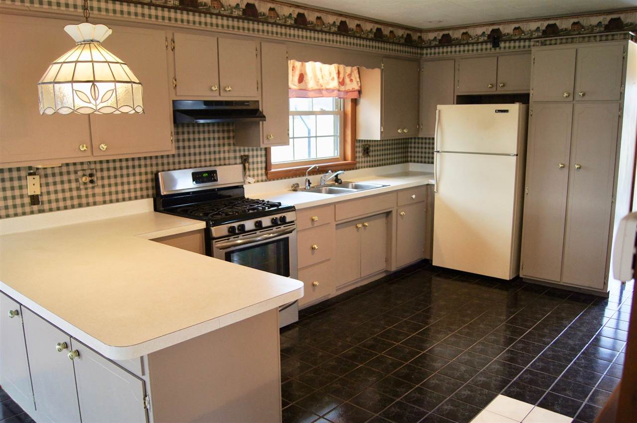 7305 West Snyder Road Warsaw, IN 46580 - Photo 8 of 20 Gallery Image 8