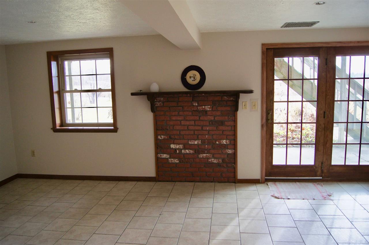 7305 West Snyder Road Warsaw, IN 46580 - Photo 9 of 20 Gallery Image 9