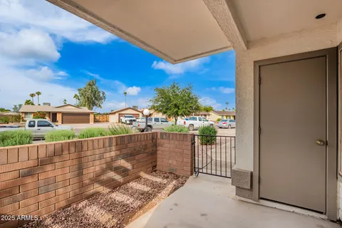 $329,500 | 2201 North Comanche Drive, Unit 1104, Chandler, AZ 85224