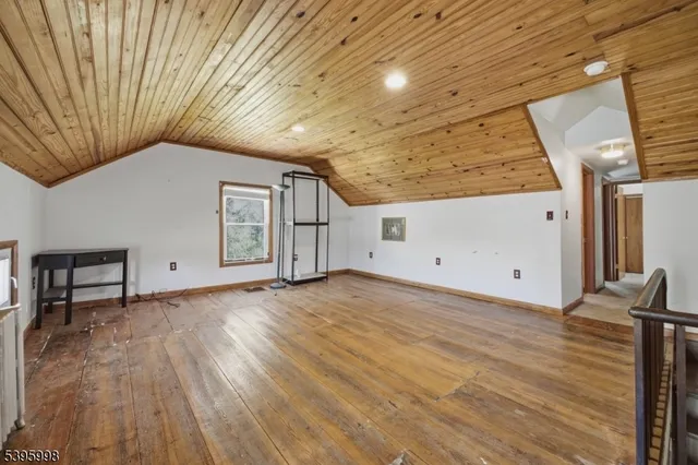 $2,400 | 1028 County Road 519, Newton, NJ 07860