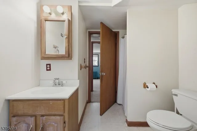 $2,400 | 1028 County Road 519, Newton, NJ 07860