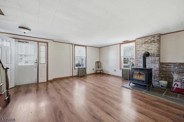 $2,400 | 1028 County Road 519, Newton, NJ 07860