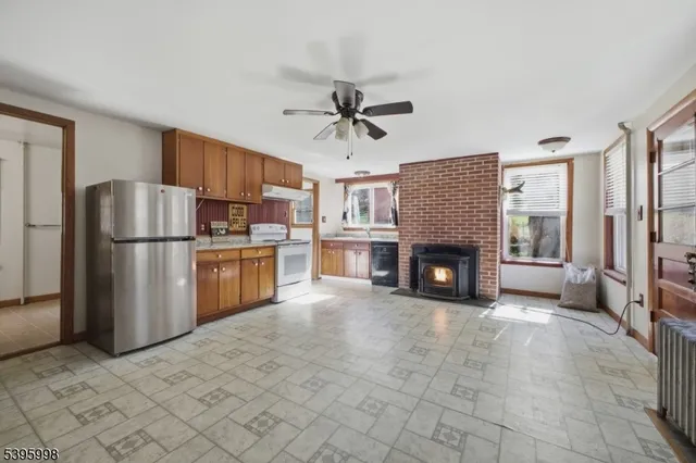 $2,400 | 1028 County Road 519, Newton, NJ 07860