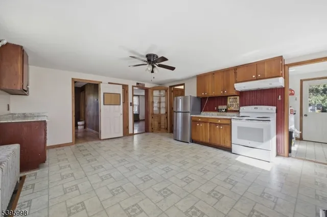 $2,400 | 1028 County Road 519, Newton, NJ 07860