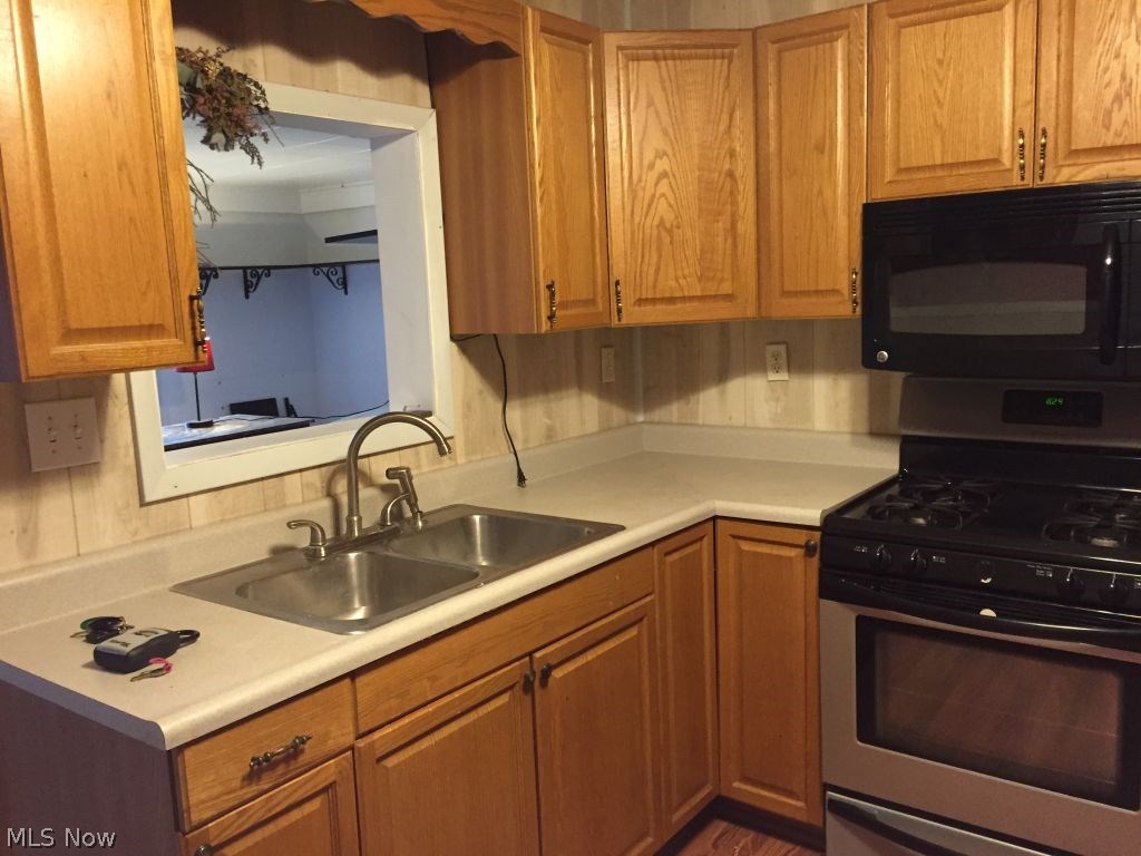 119 4th Street Follansbee, WV 26037 - Photo 3 of 19