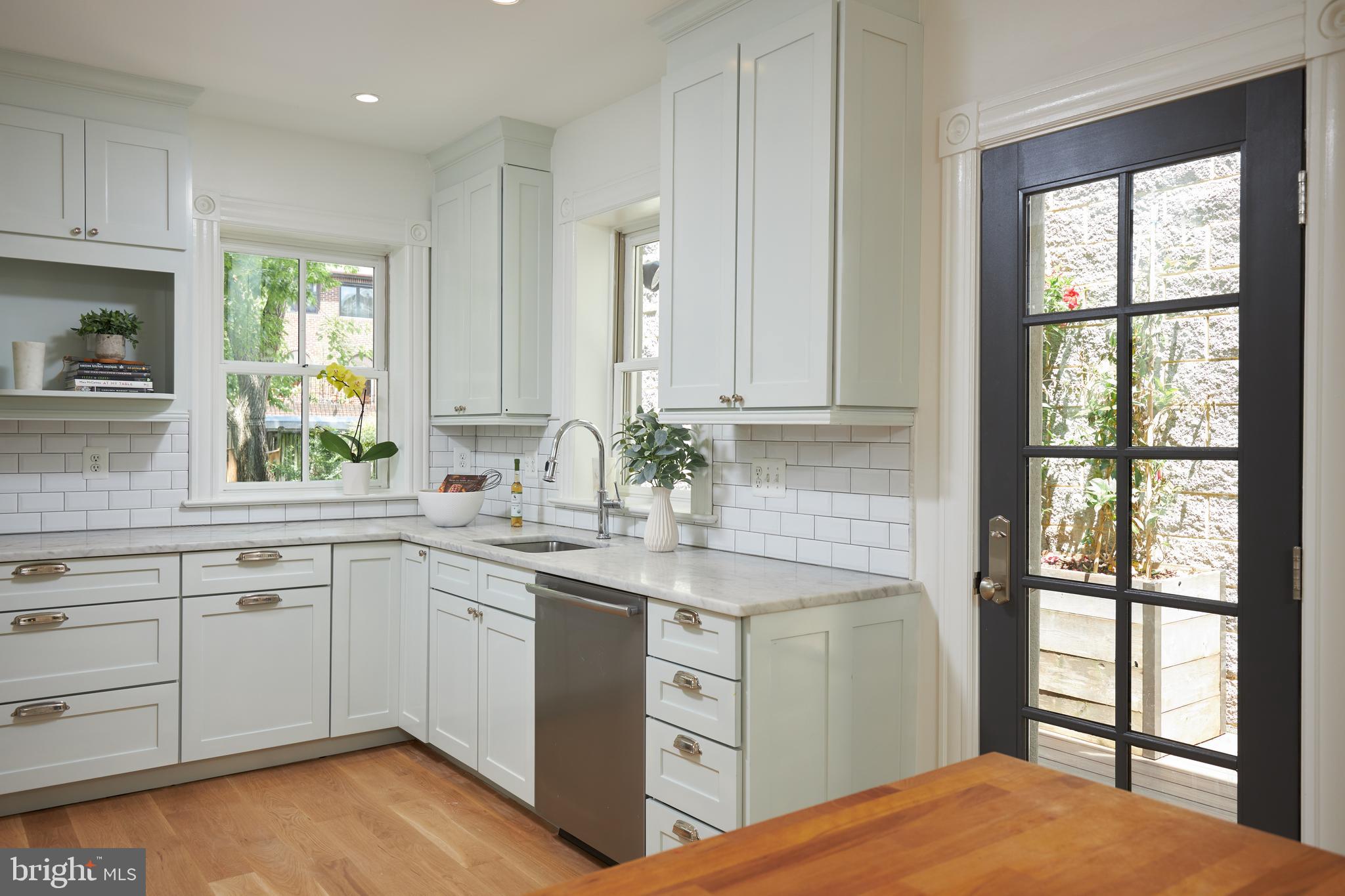 1435 R Street Northwest Washington, DC 20009 - Photo 16 of 29 Gallery Image 16