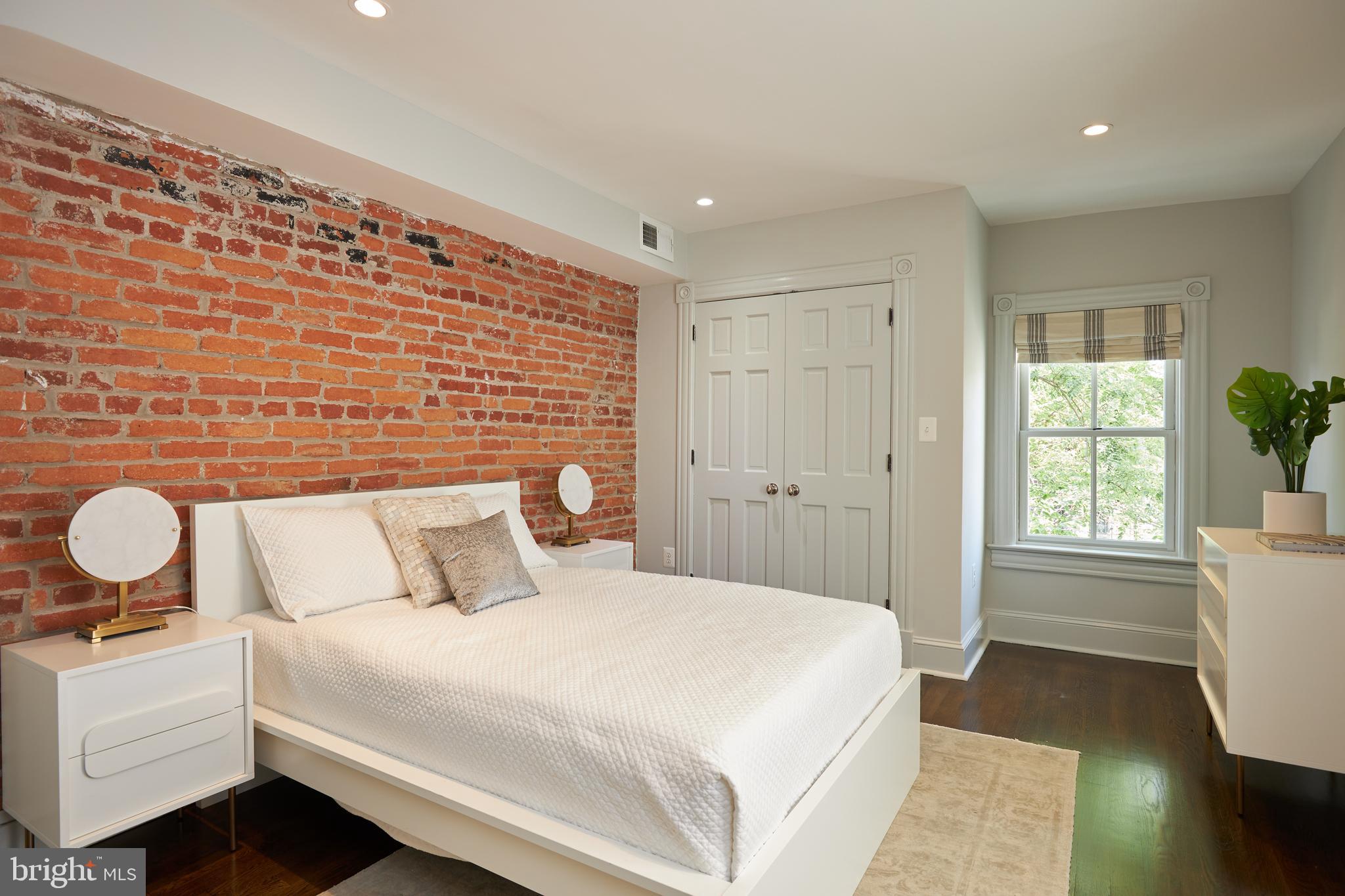 1435 R Street Northwest Washington, DC 20009 - Photo 23 of 29 Gallery Image 23