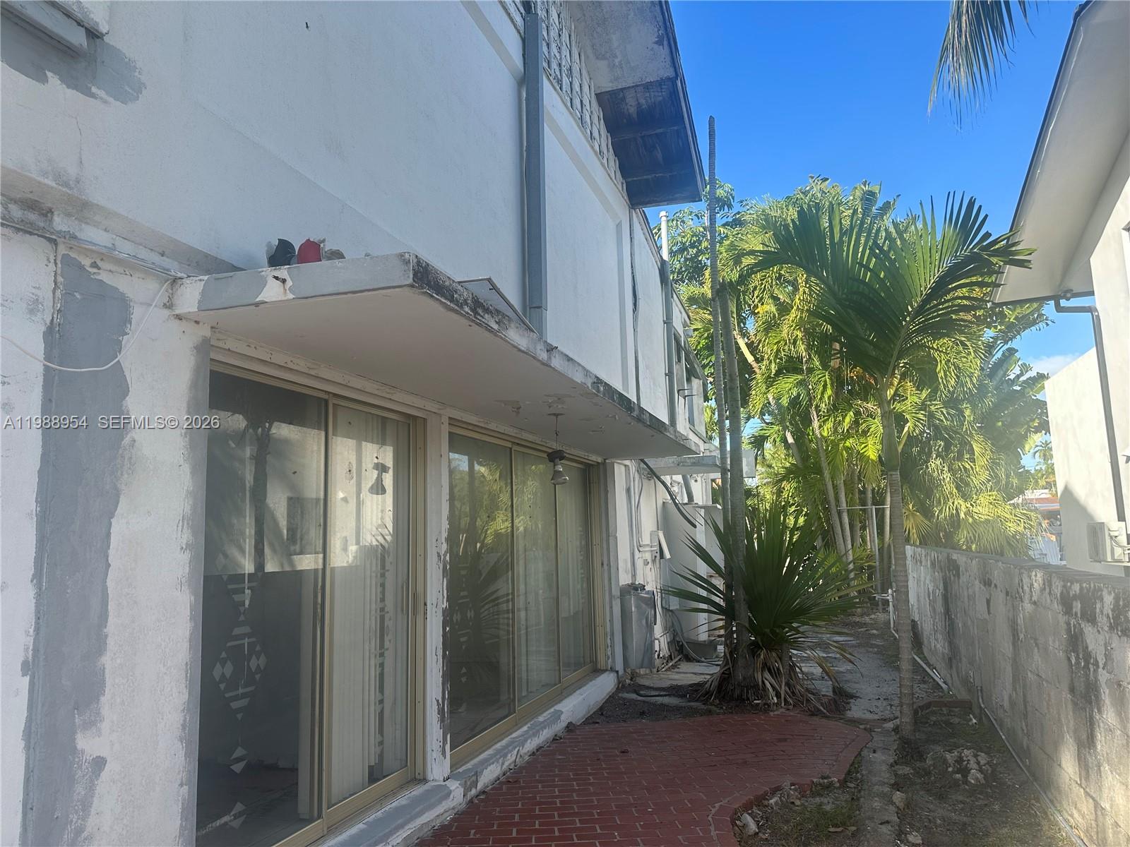 1977 Northeast 119th Road North Miami, FL 33181 - Photo 2 of 6