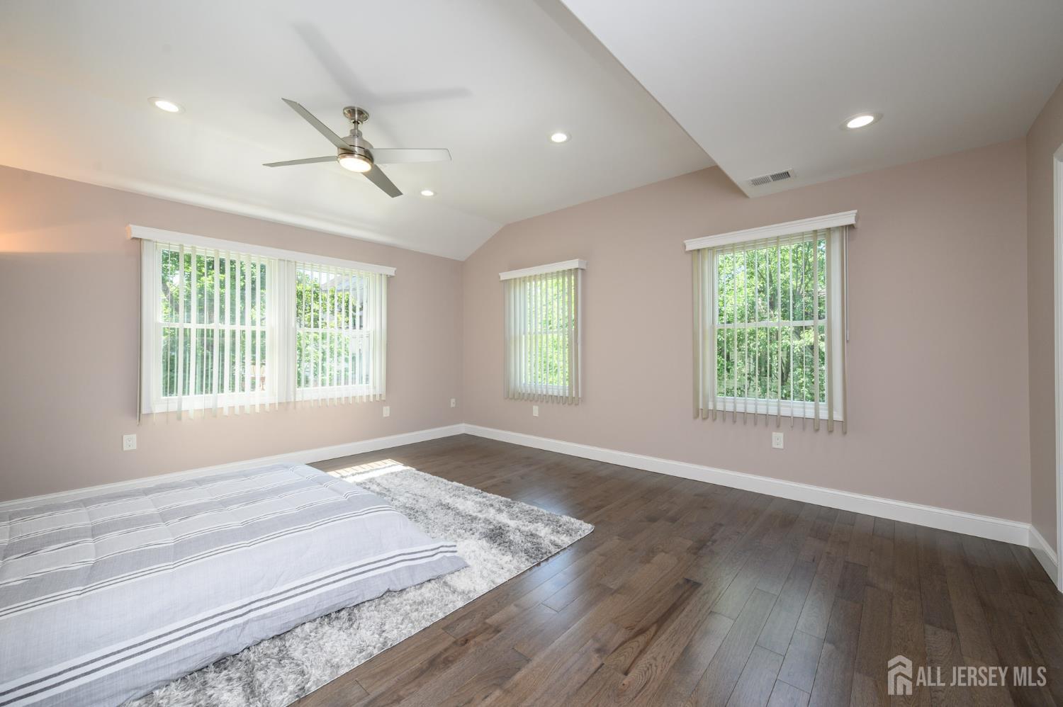 106 Greenbrook Road Green Brook, NJ 08812 - Photo 27 of 51