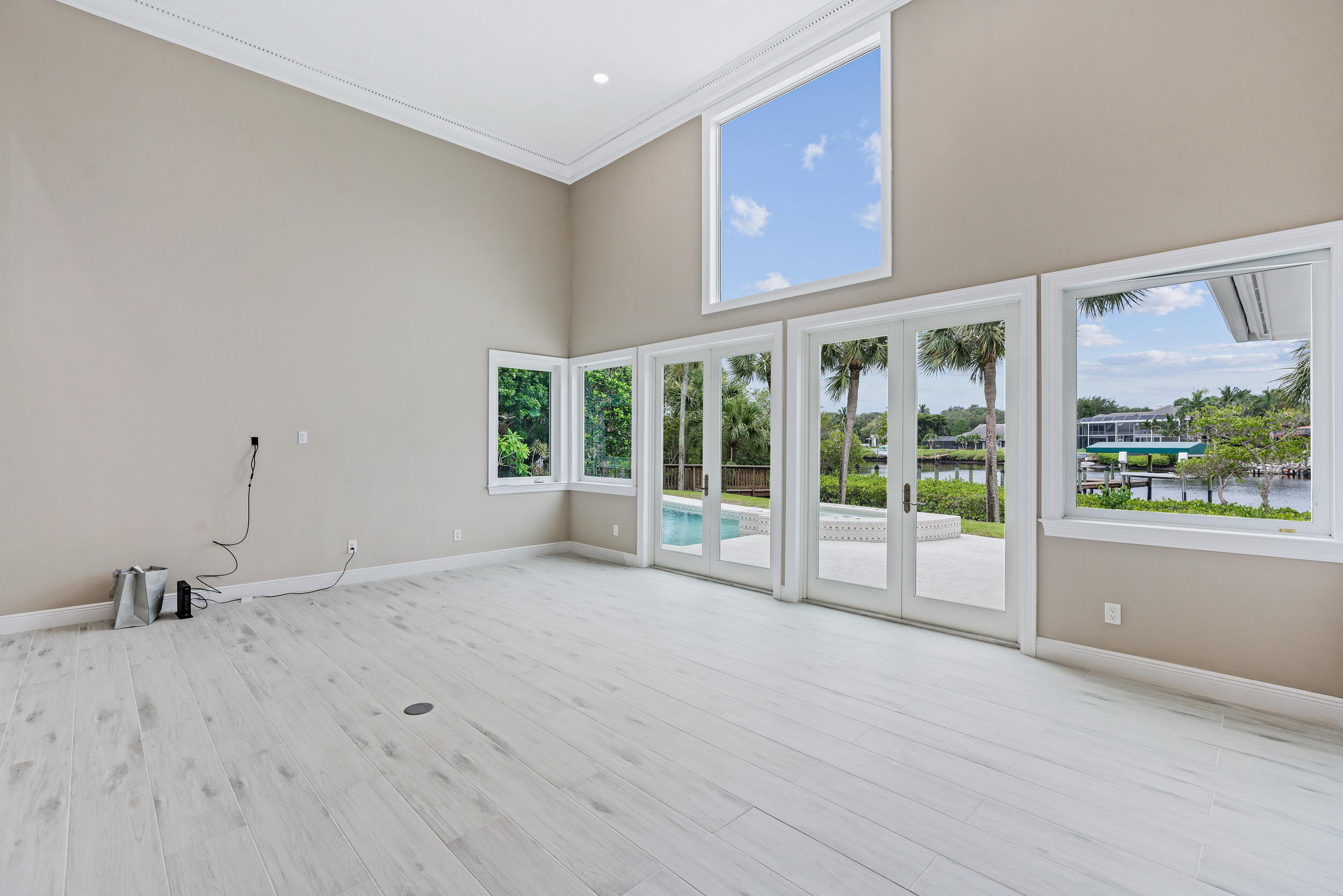 18169 Southeast Ridgeview Drive Tequesta, FL 33469 - Photo 17 of 51 18169 SE Ridgeview Dr-21