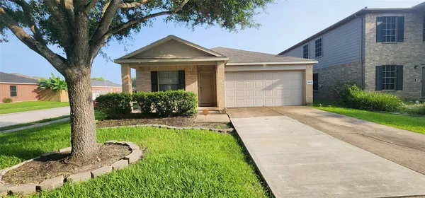$2,000 | 8830 Summerset Meadow Court, Houston, TX 77075