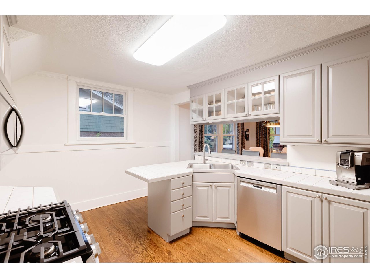 855 15th Street Boulder, CO 80302 - Photo 7 of 21 Kitchen
