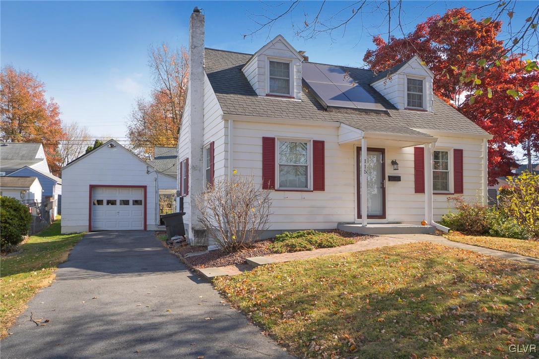 115 Cedar Road Hellertown, PA 18055 - Photo 3 of 33