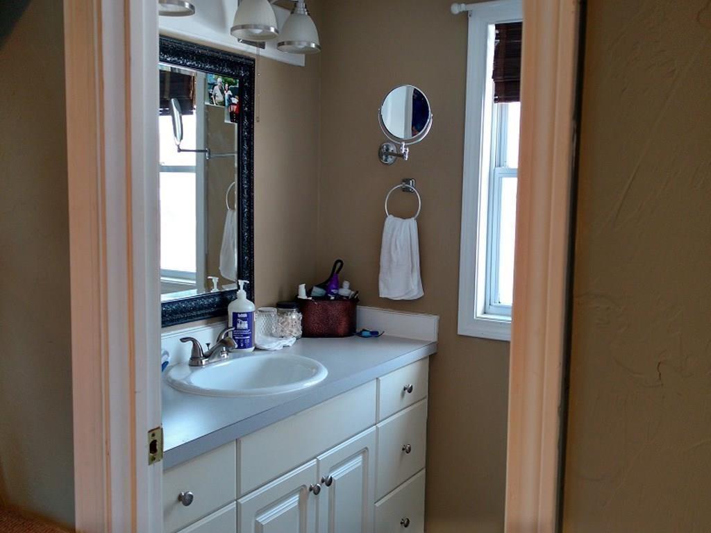 435 Windsor Road China, ME 04358 - Photo 16 of 22 Upstairs
